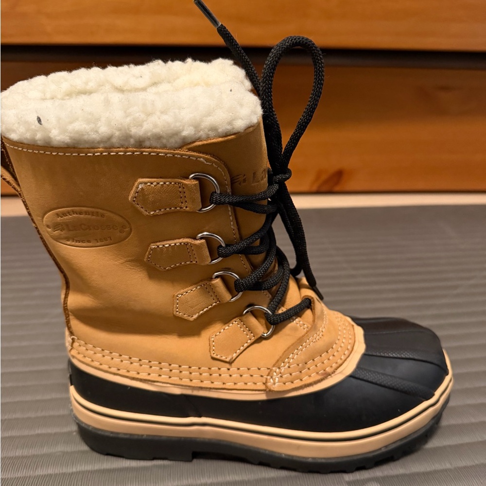 LaCrosse Tan and Black Boots - Picture 7 of 10